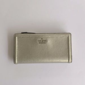 Kate Spade Silver Wallet